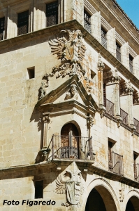 detalle del Palacio de San Carlos. Foto Figaredo, Gijón