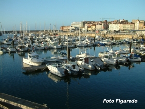 Puerto Deportivo. Foto Figaredo, Gijón