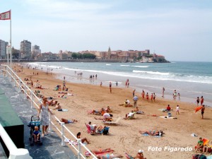 Playa de San Lorenzo, zona este. Foto Figaredo, Gijón