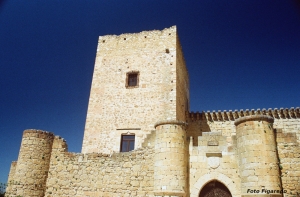 Entrada al Castillo de Pedraza. Foto Figaredo, Gijón